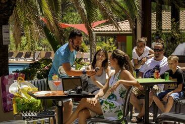 اقامتگاه Village Club Miléade Calvi