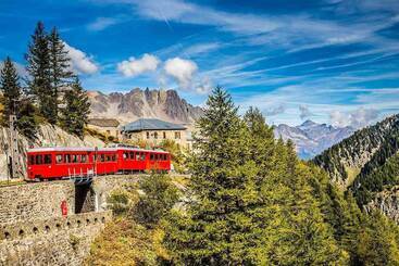 اقامتگاه Village Vacances La Forêt Des Tines