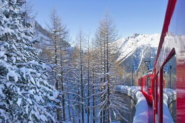 اقامتگاه Village Vacances La Forêt Des Tines