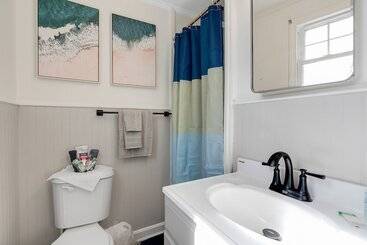 Sandcastle Inn & Motel