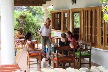 Spanish By The River Boquete Hostel
