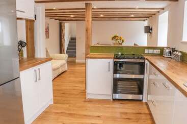 The Cow Byre, Heath Farm