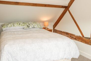 The Cow Byre, Heath Farm