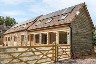 The Cow Byre, Heath Farm