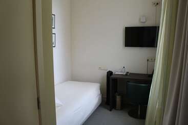 민박 Amaryllis Hotel Veurne