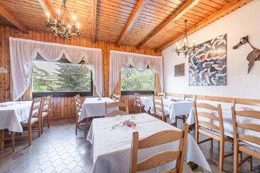 هتل Albergo Cinzia