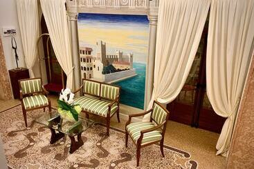 هتل Albergo Gardesana