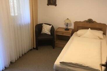 هتل Landhaus Preißinger