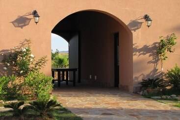 Hotel Masseria Del Piano