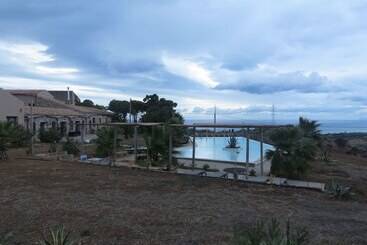 Hotel Masseria Del Piano