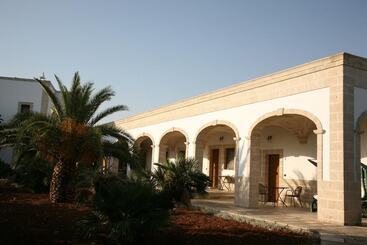 هتل Masseria San Martino