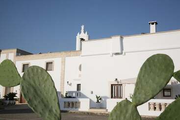 هتل Masseria San Martino