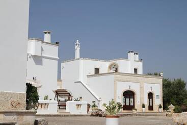 هتل Masseria San Martino