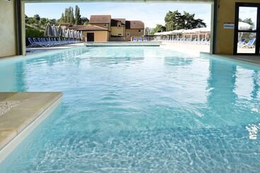 هتل Residence Odalys  Les Coteaux De Sarlat