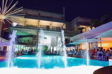 هتل Seapark Spa Resort
