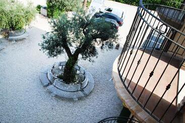 هتل Country House Vecchio Frantoio