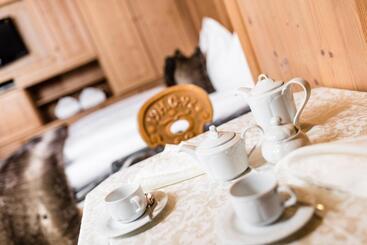 Apartments & Suites Hotel Garden - Selva di val Gardena
