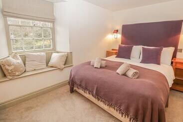 Barney's Cottage