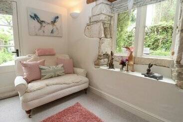 Bluebell Cottage