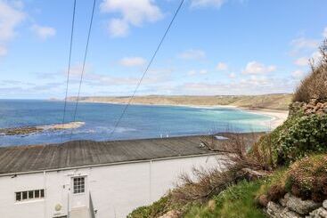 Sennen Heights