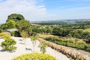 Shire Cottage At Top Butterley Farm