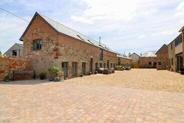 Swifts Barn
