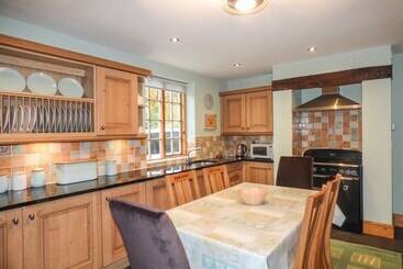 Willow Cottage