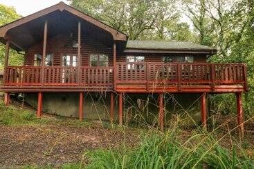 Acorn Lodge
