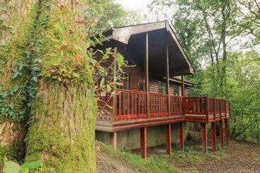Acorn Lodge