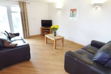 Apartment B3