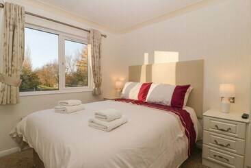 Bramley Lodge