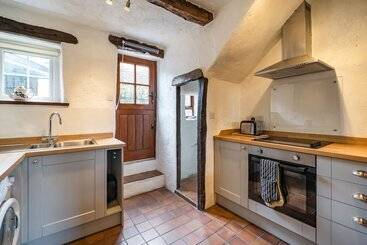 Cragg Cottage