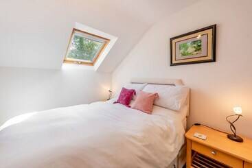 Cwmdu Cottage