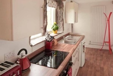 Knowle Lodge
