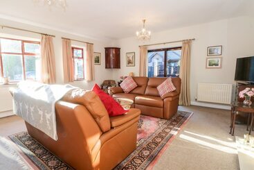 Molls Cottage