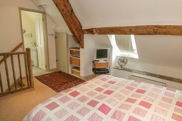 Pembridge Cottage