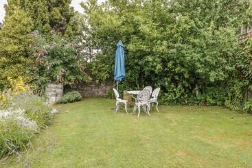 Pembridge Cottage