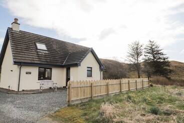 Sealladh An Locha Cottage