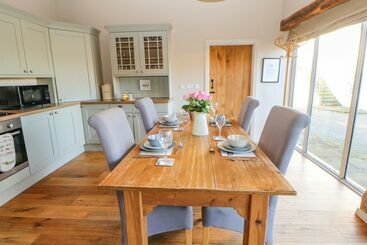The Cartshed, Sedbury Park Farm