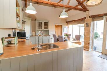 The Cartshed, Sedbury Park Farm