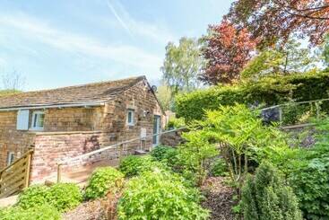 Vale Barn