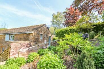 Vale Barn