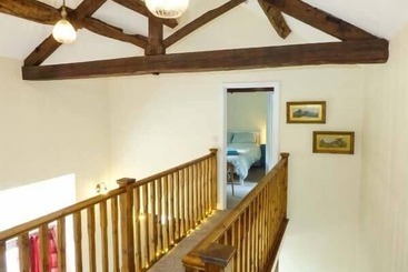 Vale Barn