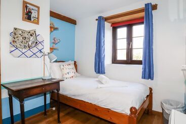 4 Mowhay Cottages