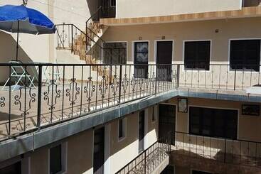 Alojamiento El Turista Hostel