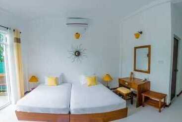 تختخواب و صبحانه Chaminrich Homestay