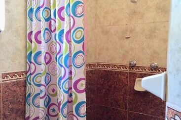مبيت وإفطار Full Moon Ecolodge