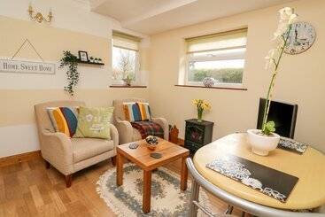 Blaenywawr Annexe