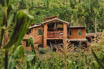مسافرخانه Hatha Art Yoga Pisac