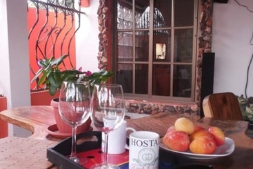 Hostal Red Line